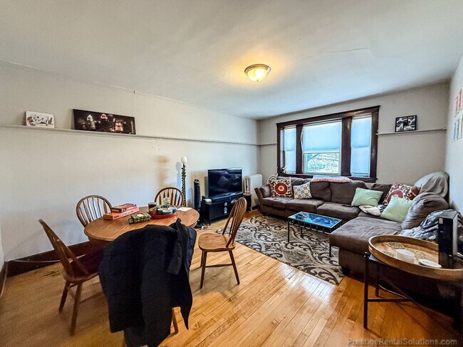 Building Photo - 153 Cypress St