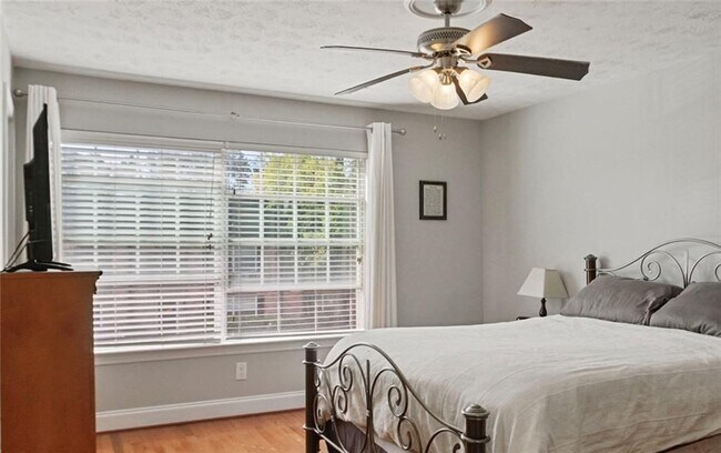 Foto del edificio - 6980 Roswell Rd