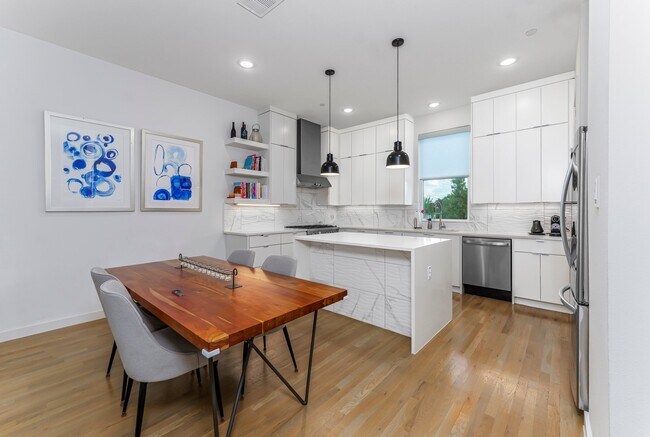 Foto del edificio - 1510 N Washington Ave