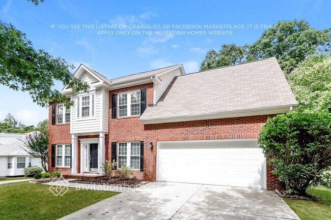 Building Photo - 13319 Damson Dr