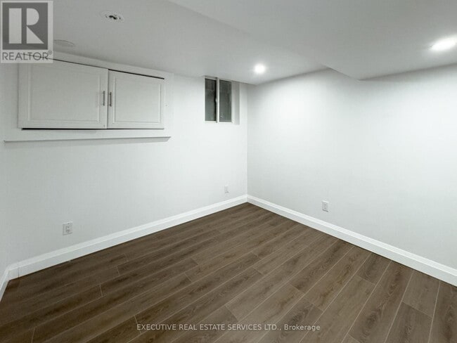 Building Photo - 41 Porteous Cir