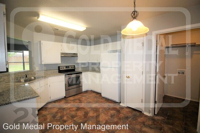 Foto del edificio - 4 br, 2 bath House - 3501 Solomon Drive