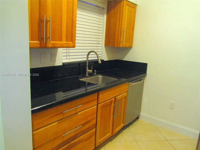 Building Photo - 1731 NW 96th Terrace