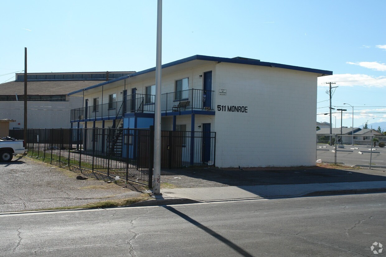 Primary Photo - 511 Monroe Ave