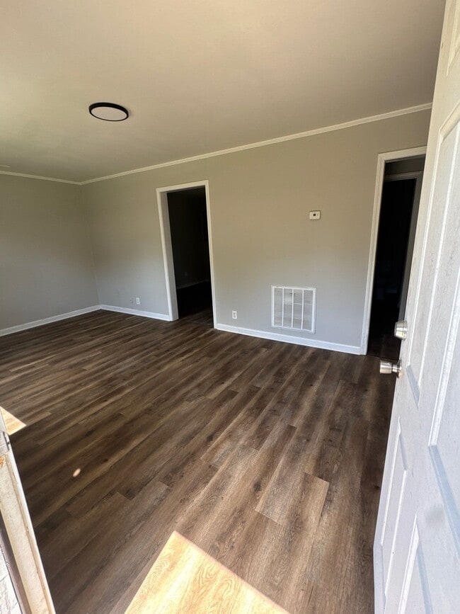 Foto del edificio - 2 N Monroe Ave