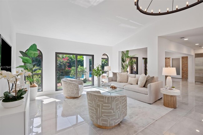 Foto del edificio - 2600 Yacht Club Blvd
