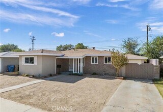 Building Photo - 1326 W Ave H10