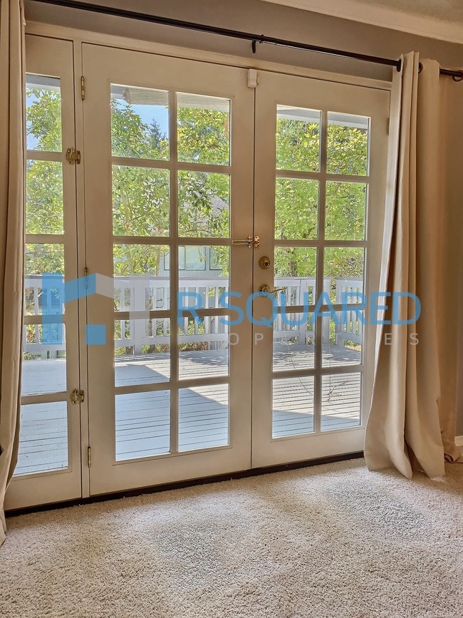 Building Photo - 1850 Grant Ave S