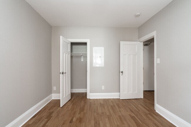 Photo du bâtiment - 143 Arlington Ave