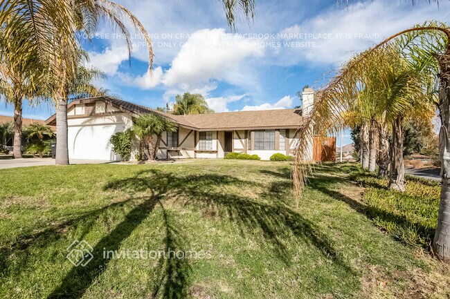 Building Photo - 19086 Reindeer Dr