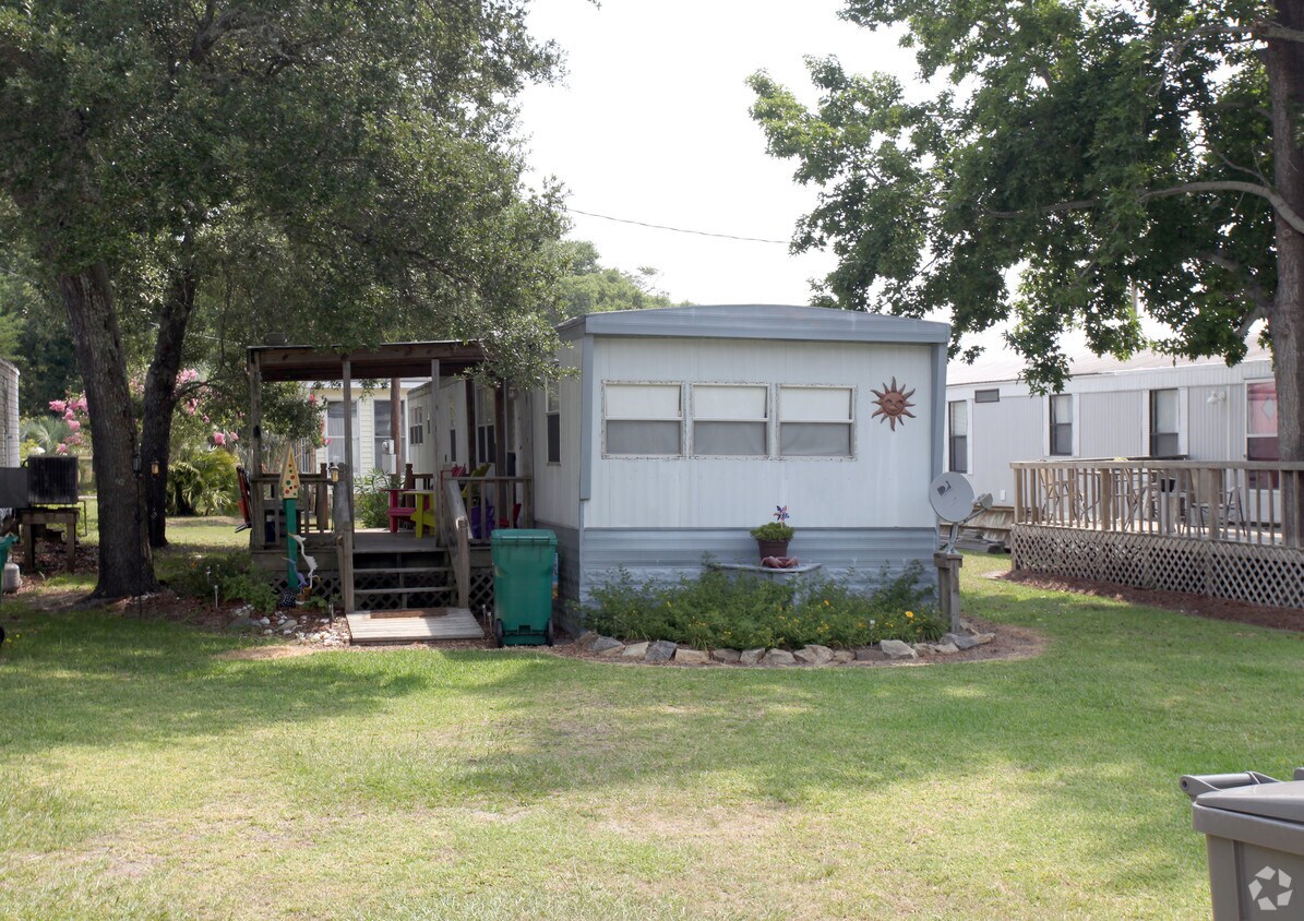 Foto del edificio - 101 Sea Manor Dr