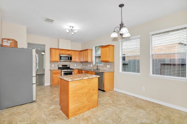 Foto del edificio - 2002 Monarch Hollow Ln