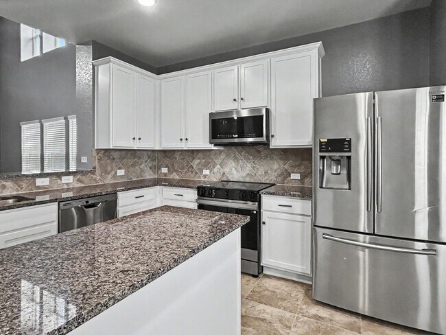 Foto del edificio - Spacious 4-Bedroom w/ Loft - Far West San Antonio
