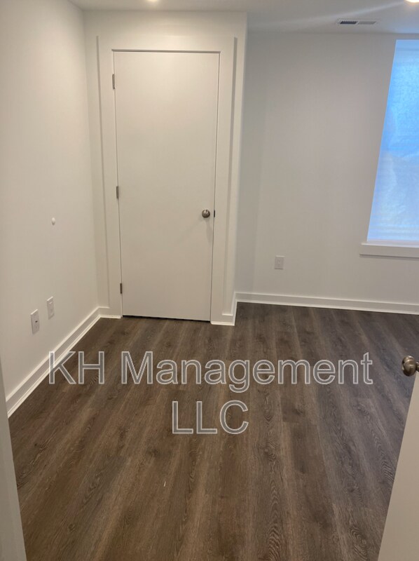 Foto del edificio - 5732 Ludlow St