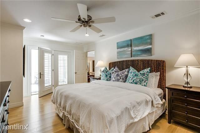 Building Photo - 3 br, 2 bath Townhome - 5756 Caruth Blvd