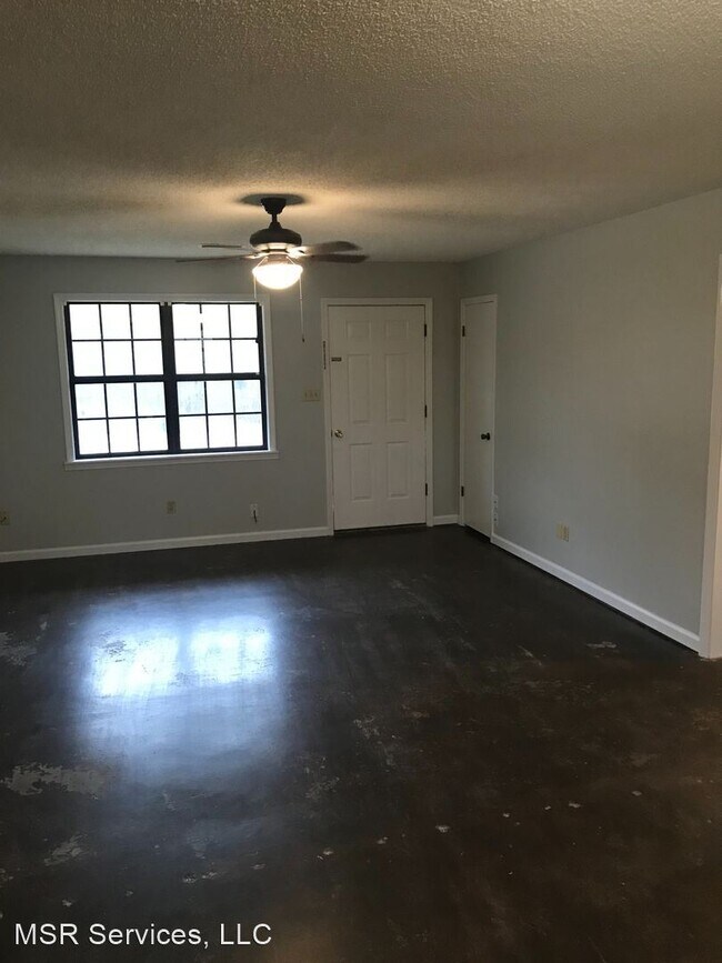 Building Photo - 2 br, 1 bath House - 7868 Highway 59 W.