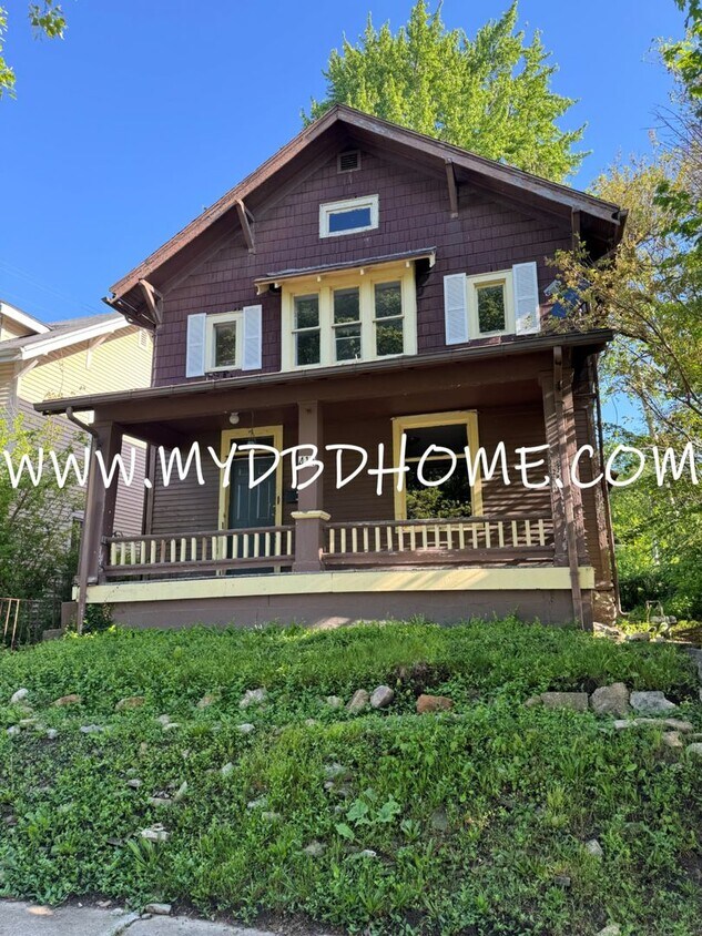 Foto principal - 414 Rose Ln