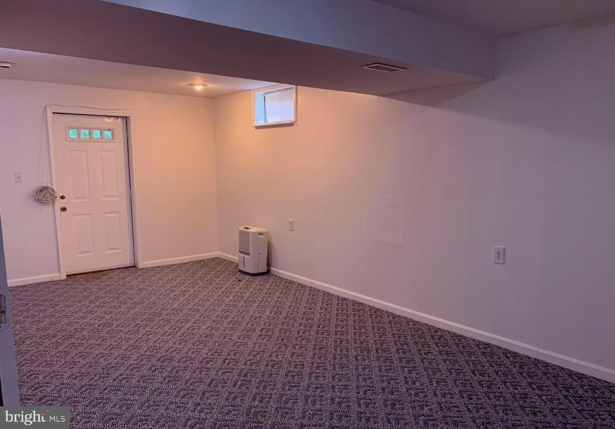 8346 Lincoln Dr, Jessup, MD 20794 House Rental in Jessup, MD