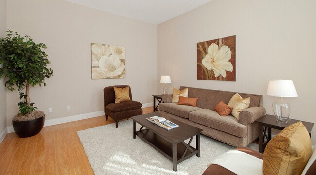 Photo - 332 6th Ave Apartment