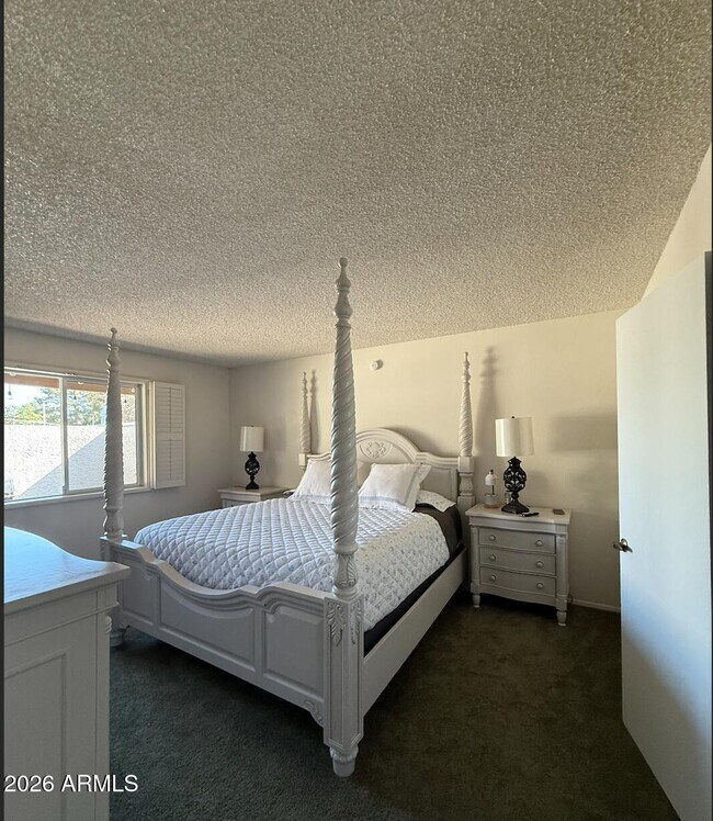 Foto del edificio - 13321 N 26th Ave