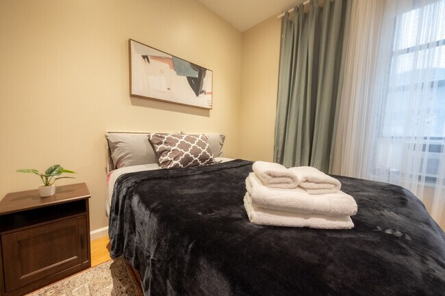 Foto del edificio - 5 W 101st St