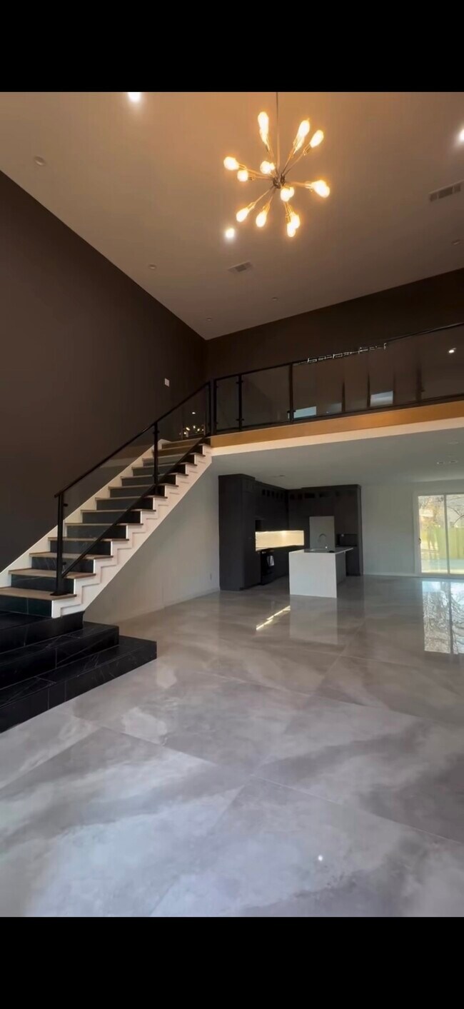 Foto del edificio - 1400 Edgemont Ave