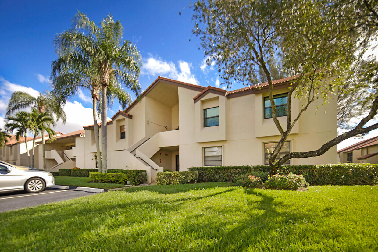 Primary Photo - 6051 Parkwalk Dr