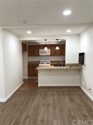 Building Photo - 21604 Belshire Ave