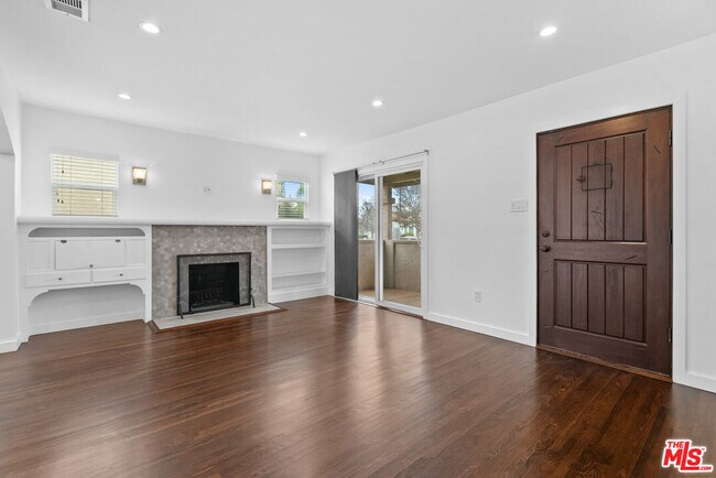 Foto del edificio - 1716 S Genesee Ave