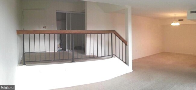 Foto del edificio - 128 Roberts Ln