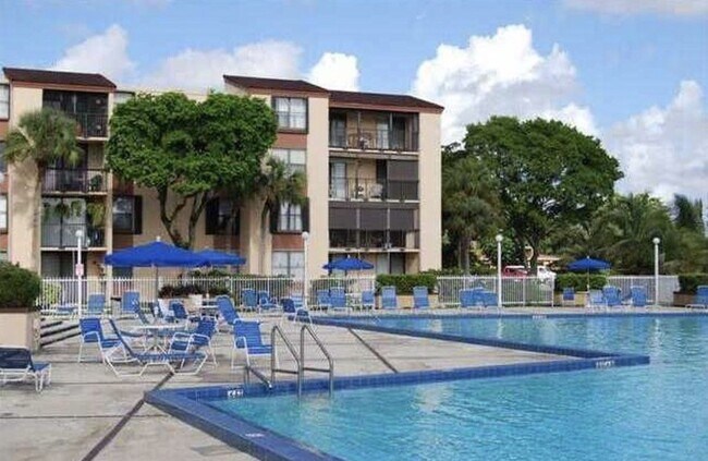 Foto del edificio - 14211 SW 88th St