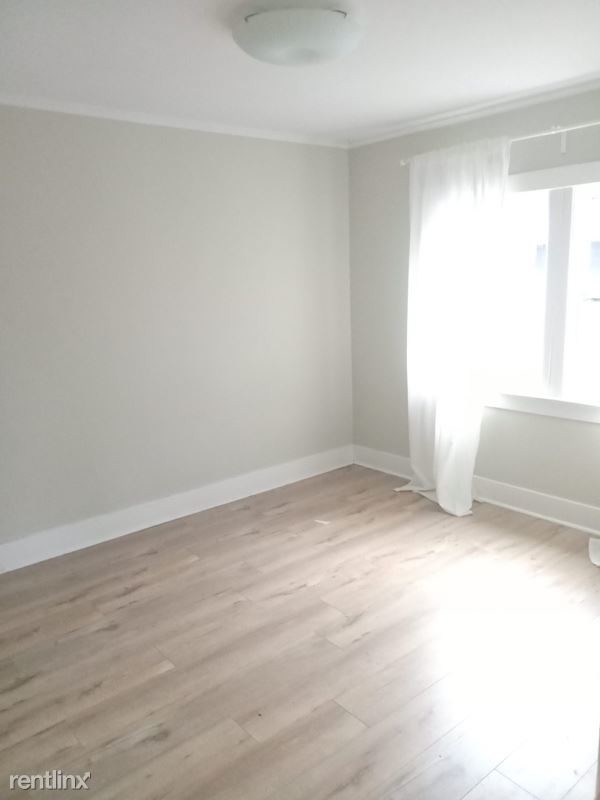 Foto del edificio - 4325 Brighton Ave