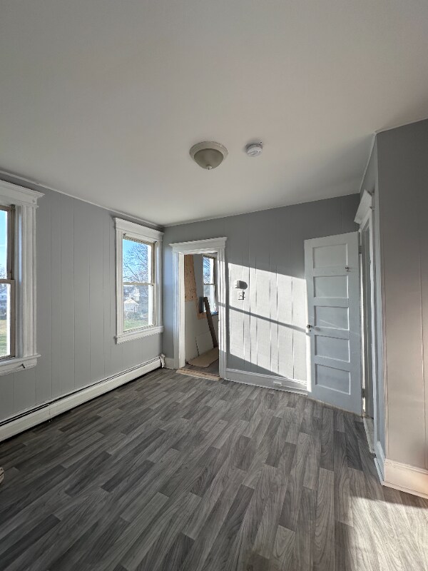 202 Avo St Unit 2L, Stratford, CT 06615 Room for Rent in Stratford