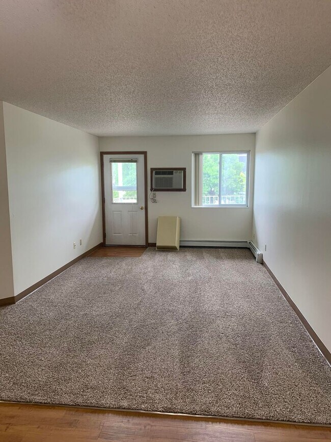 Interior Photo - Dakota E & W Apartments