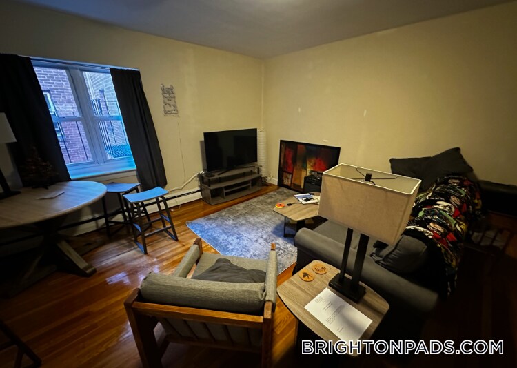 Foto principal - 67 Chiswick Rd