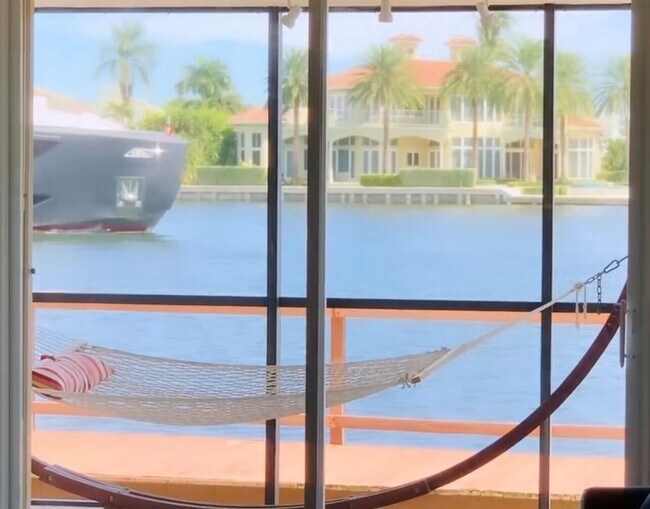 Foto del edificio - 710 NE 7th St