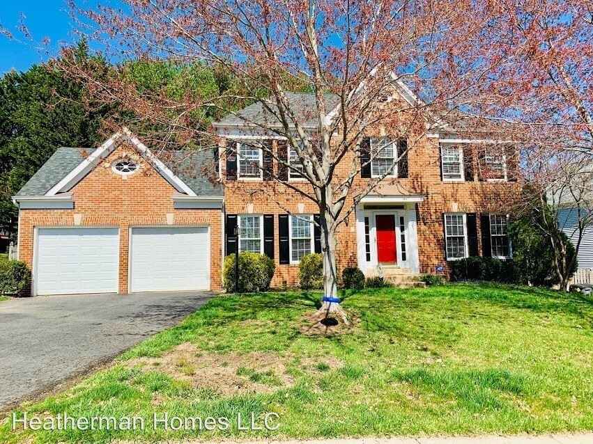 Primary Photo - 4 br, 2.5 bath House - 261 Greenspring Drive