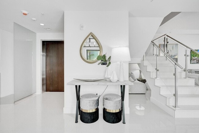 Foto del edificio - 3040 N Ocean Blvd