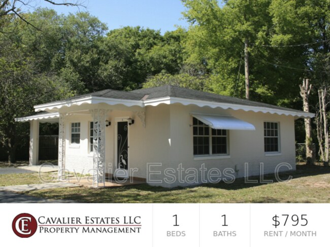 Foto del edificio - 13626 N Florida Ave