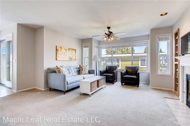 2 br, 1.5 bath House - 1762 NW 57th ST Uni... photo'
