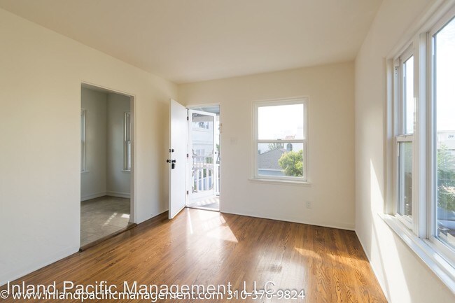 Building Photo - 98 Highland Ave
