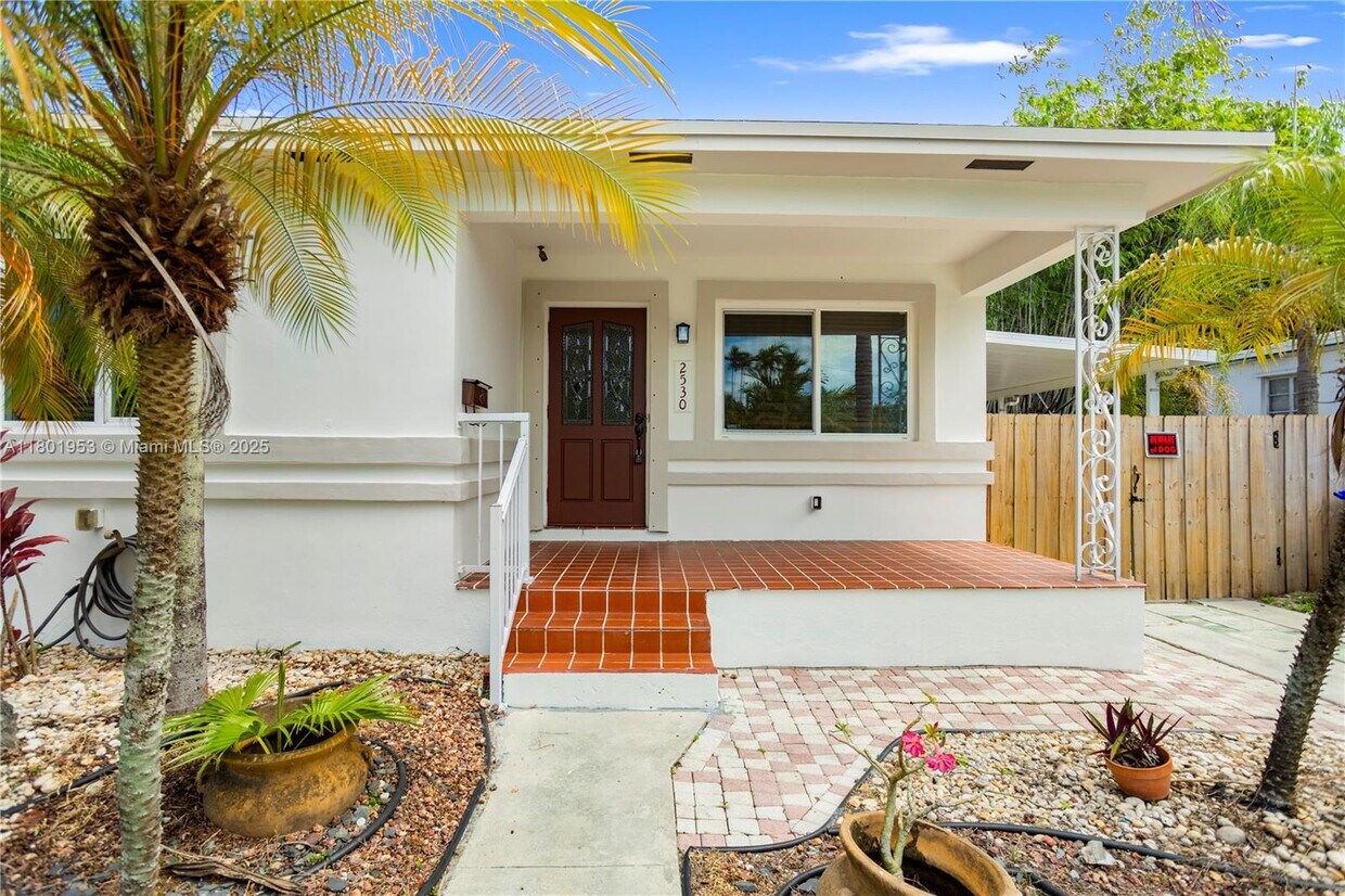 Foto principal - 2530 Fillmore St