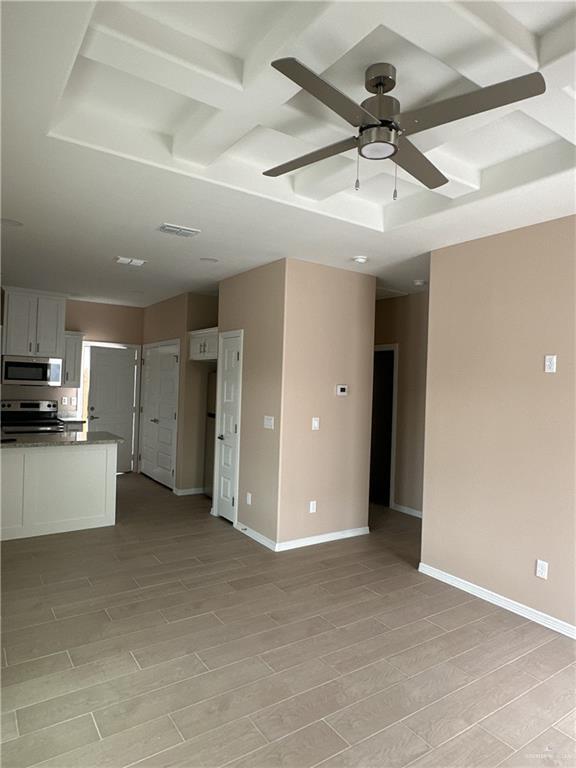 Foto del edificio - 3104 Kenwood St