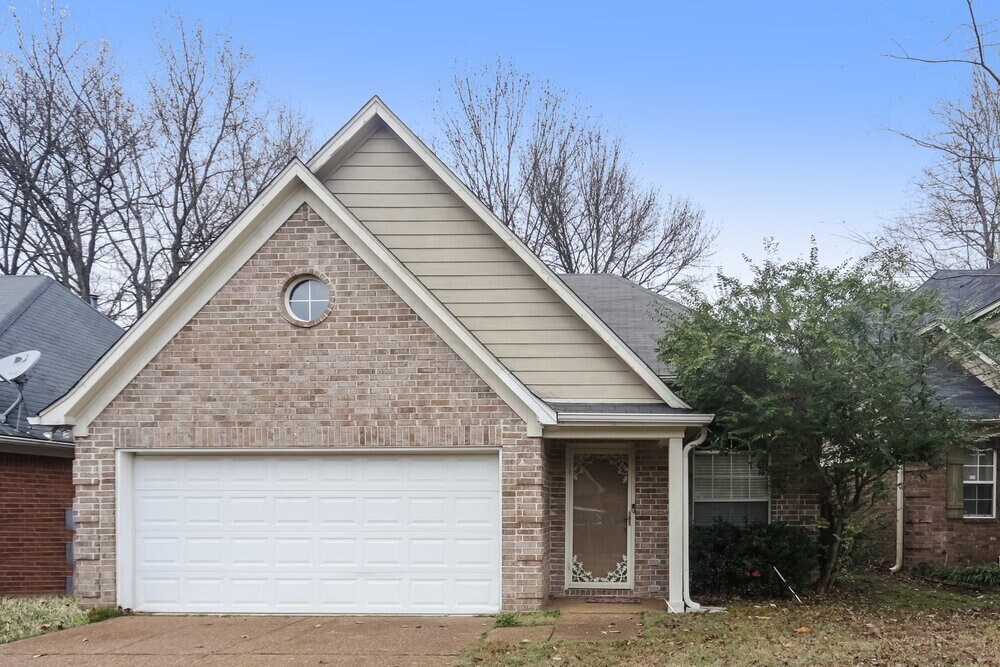 Primary Photo - 6804 Kamali Ave