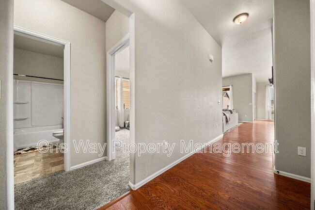 Foto del edificio - 10318 17th St