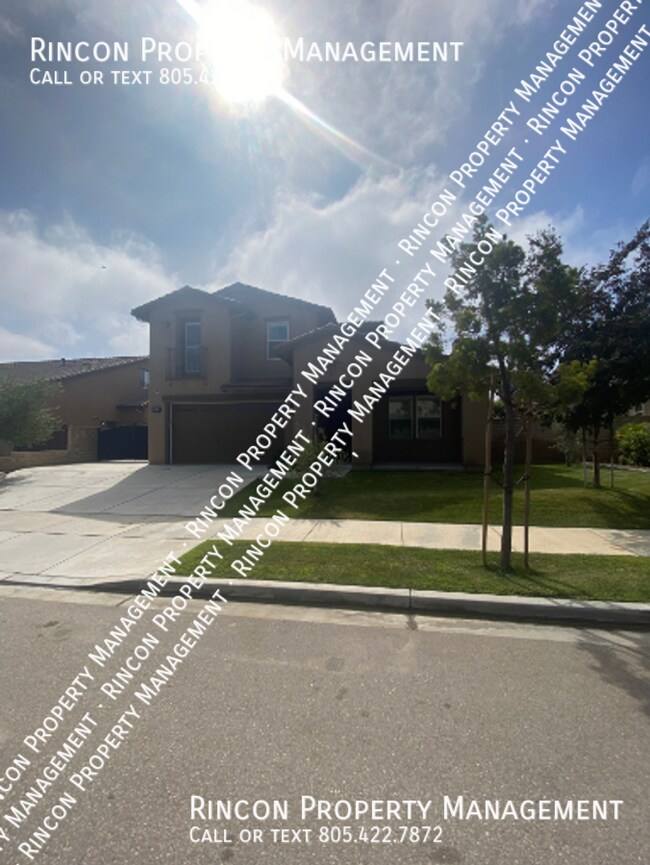 Building Photo - RV Parking Beautiful 3361 Square Foot Home!!!
