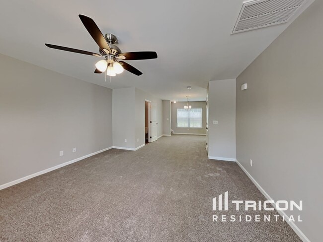 Building Photo - 4438 Oak Pointe Dr