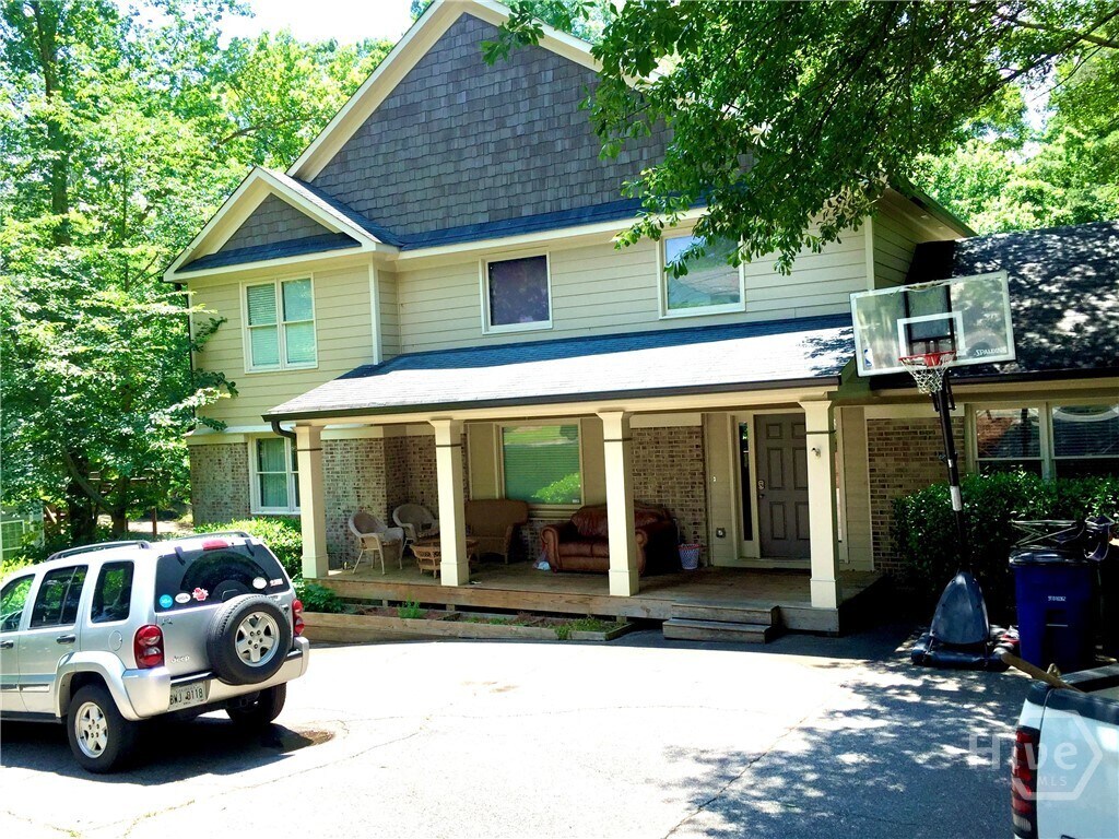 Primary Photo - 2012 S Milledge Ave