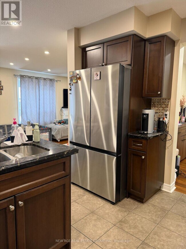 Photo du bâtiment - 16 Linke Pl