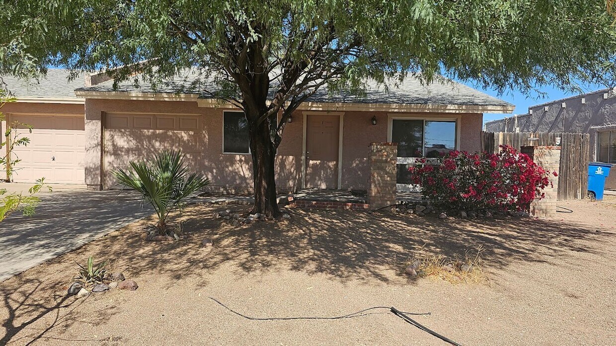 Foto principal - 1514 E 28th Ave